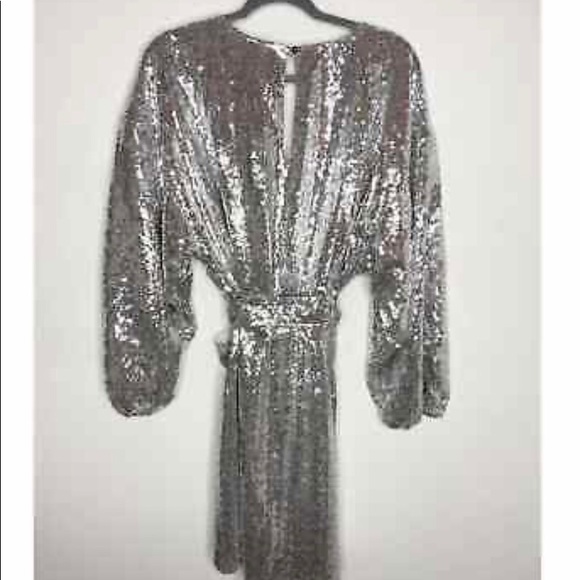 Anthropologie Lisbette sequence wrap around dress - Picture 4 of 7